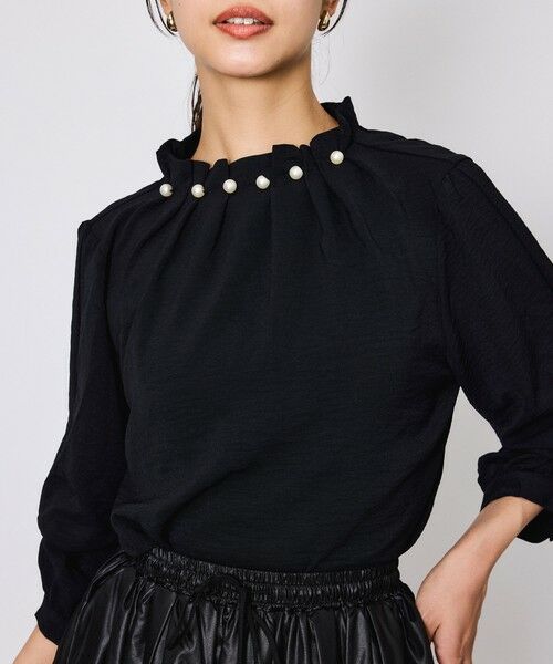 QUEENS COURT / クイーンズコート シャツ・ブラウス | スリーブ2WAYパールネックブラウス≪洗濯機で洗える≫ | 詳細4