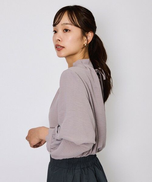 QUEENS COURT / クイーンズコート シャツ・ブラウス | スリーブ2WAYパールネックブラウス≪洗濯機で洗える≫ | 詳細10