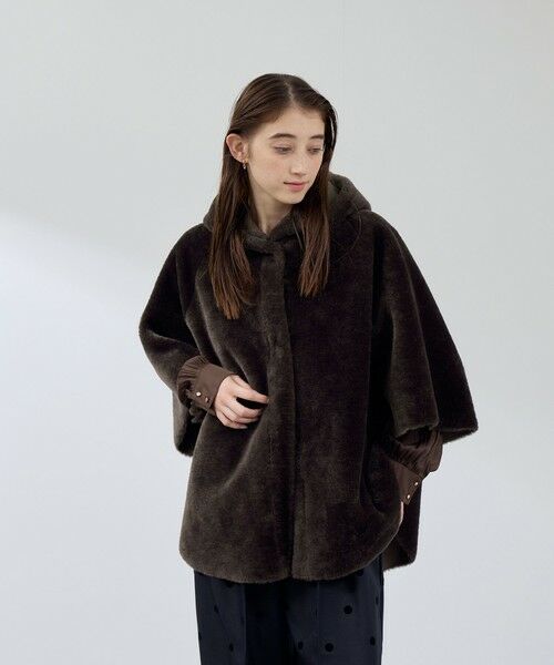 QUEENS COURT / クイーンズコート ダッフルコート | ショートファーボンディングケープコート | 詳細5
