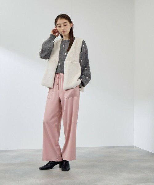 QUEENS COURT / クイーンズコート ダウンジャケット・ベスト | フェイクムートンファーペプラムジレ | 詳細1