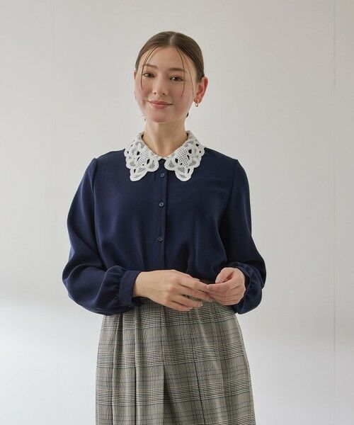 QUEENS COURT / クイーンズコート シャツ・ブラウス | モスクレープレースカラーブラウス | 詳細4