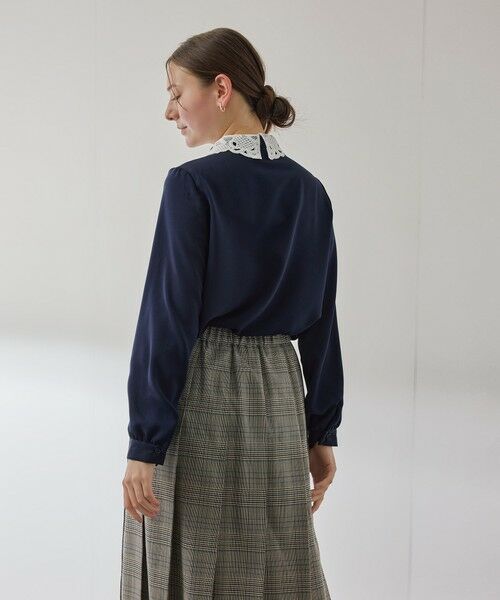 QUEENS COURT / クイーンズコート シャツ・ブラウス | モスクレープレースカラーブラウス | 詳細6