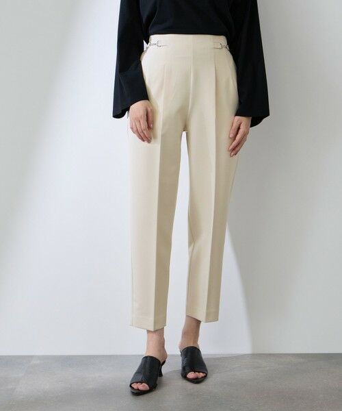 QUEENS COURT / クイーンズコート その他パンツ | ダブルクロスストレッチビットテーパードパンツ（ベージュ）