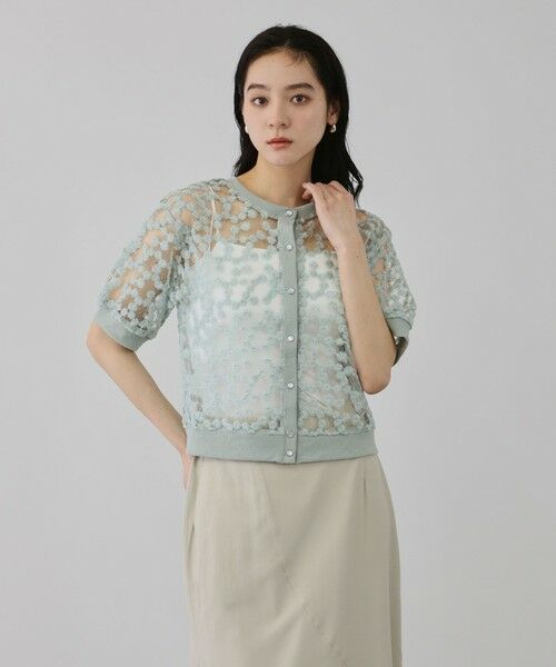 QUEENS COURT / クイーンズコート カーディガン・ボレロ | フラワー刺繍テキスタイルカーディガン（サックスブルー）