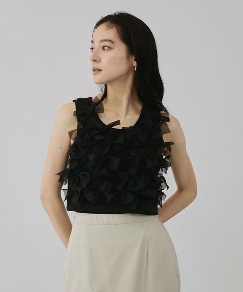 QUEENS COURT / クイーンズコート ダウンジャケット・ベスト | ブルーミングリボンニットベスト（ブラック）