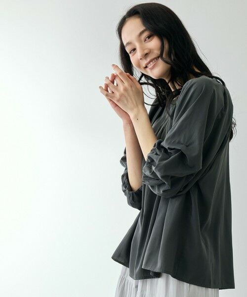 QUEENS COURT / クイーンズコート シャツ・ブラウス | ホイップタックスリーブブラウス | 詳細9