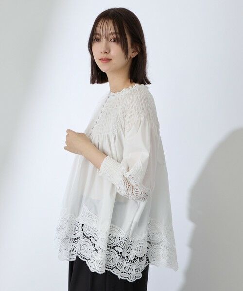 QUEENS COURT / クイーンズコート シャツ・ブラウス | 前後2WAYレースシャーリングブラウス | 詳細3
