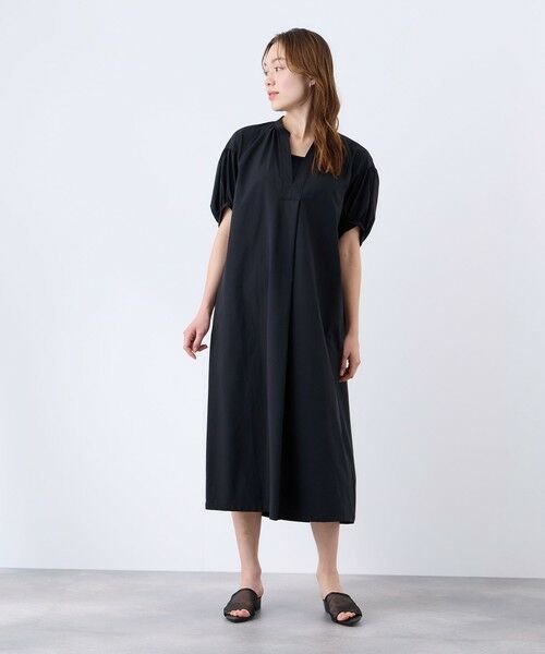 QUEENS COURT / クイーンズコート ロング・マキシ丈ワンピース | FLEXIES　4WAYクロススキッパーワンピース（オフホワイト）