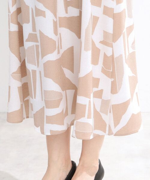 Reflect / リフレクト ロング・マキシ丈ワンピース | 【WEB先行カラーあり／マシンウォッシュ可】幾何モチーフプリントワンピース | 詳細21