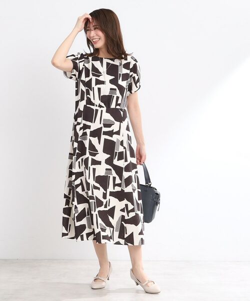 Reflect / リフレクト ロング・マキシ丈ワンピース | 【WEB先行カラーあり／マシンウォッシュ可】幾何モチーフプリントワンピース | 詳細4
