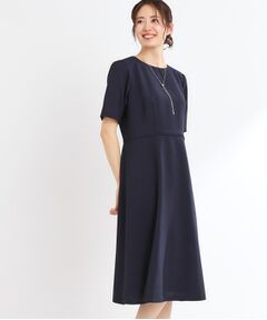 値下げ　新品タグ　リフレクト　ワンピース　ベルトつき　黒　花柄　LLサイズ リボンベルト付き花柄スタンドカラーフレアワンピース[nr343