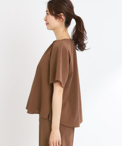 Reflect / リフレクト シャツ・ブラウス | 【マシンウォッシュ可／セットアップ可／通勤におすすめ】ネックギャザータックブラウス | 詳細16