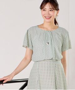 Reflect / リフレクト 【夏SALE／マシンウォッシュ可／セットアップ可】ギャザータックプリントブラウス 夏SALE／マシンウォッシュ可／セットアップ可】ギャザー