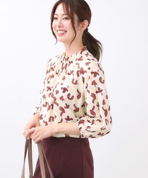 Reflect / リフレクト シャツ・ブラウス | 【ジャケットのインナーにおすすめ◎】花柄タックデザインブブラウス | 詳細12