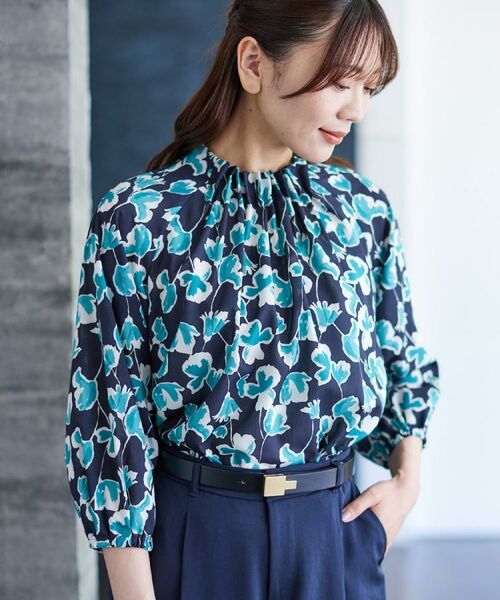 Reflect / リフレクト シャツ・ブラウス | 【ジャケットのインナーにおすすめ◎】花柄タックデザインブブラウス | 詳細5