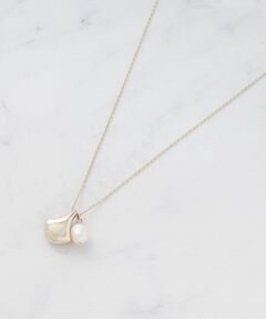 Reflect / リフレクト ネックレス・ペンダント・チョーカー | 【チェーン長さ調節可】リーフパーツ×淡水パールネックレス