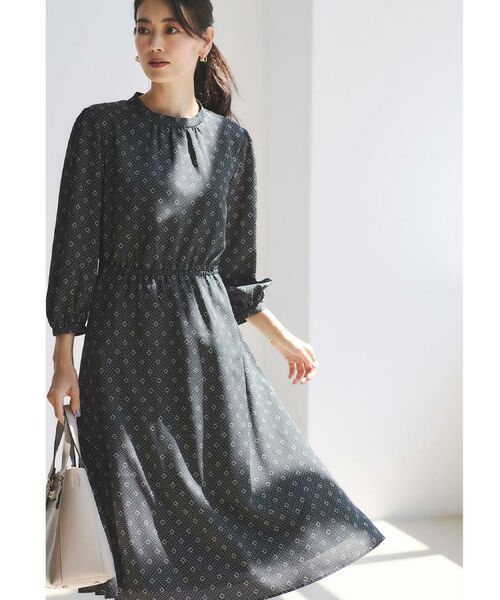 Reflect / リフレクト ロング・マキシ丈ワンピース | 【きちんと見え/通勤/セレモニーにおすすめ◎】ドット×ダイヤ柄ワンピース | 詳細1