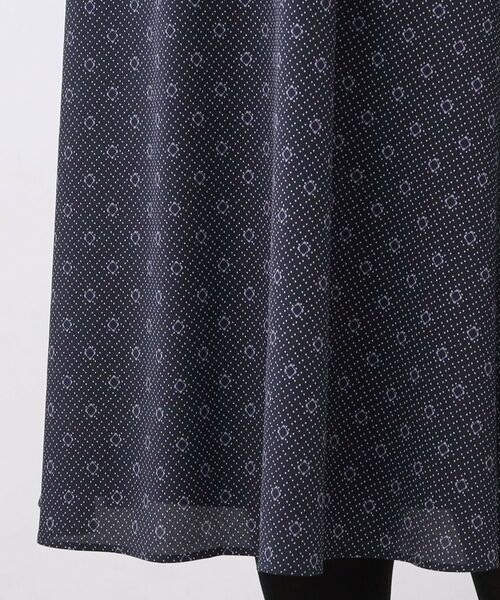 Reflect / リフレクト ロング・マキシ丈ワンピース | 【きちんと見え/通勤/セレモニーにおすすめ◎】ドット×ダイヤ柄ワンピース | 詳細21