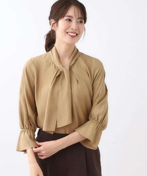Reflect / リフレクト シャツ・ブラウス | 【キレイめスタイル/通勤におすすめ◎】ボウタイシャンブレーカラーブラウス(キャメルブラウン(041))