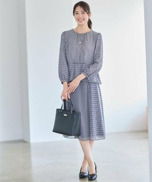 Reflect / リフレクト シャツ・ブラウス | 【きちんと見え/セットアップ可/通勤におすすめ◎】ペプラムプリントブラウス | 詳細4