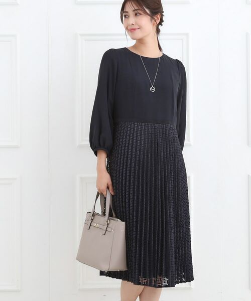 Reflect / リフレクト ミニ丈・ひざ丈ワンピース | 【フォーマル/入卒/一枚で着映え◎】シフォン×幾何柄レースプリーツワンピース | 詳細11