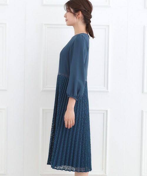 Reflect / リフレクト ミニ丈・ひざ丈ワンピース | 【フォーマル/入卒/一枚で着映え◎】シフォン×幾何柄レースプリーツワンピース | 詳細17