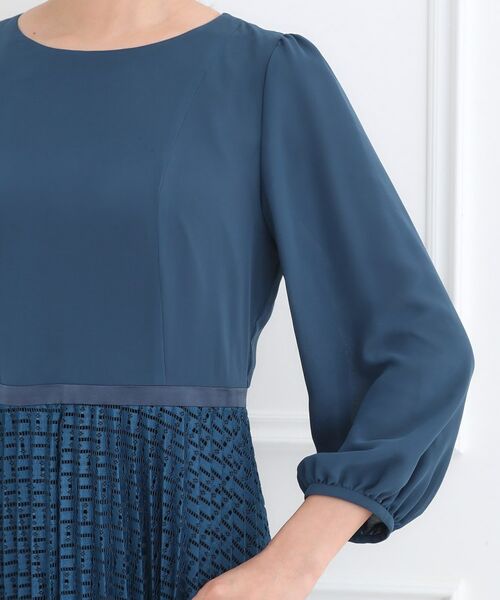 Reflect / リフレクト ミニ丈・ひざ丈ワンピース | 【フォーマル/入卒/一枚で着映え◎】シフォン×幾何柄レースプリーツワンピース | 詳細21