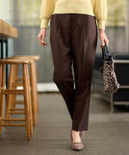 Reflect / リフレクト パンツ | 【腰周りすっきり◎】センタープレス入りテーパードパンツ(ブラウン(044))