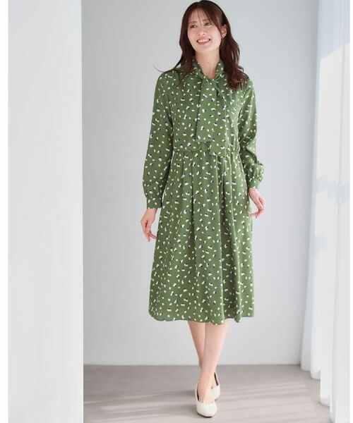 Reflect / リフレクト ミニ丈・ひざ丈ワンピース | 【通勤・おでかけにおすすめ◎】フラワープリントボウタイワンピース | 詳細5