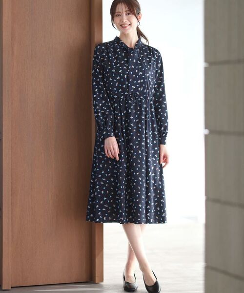 Reflect / リフレクト ミニ丈・ひざ丈ワンピース | 【通勤・おでかけにおすすめ◎】フラワープリントボウタイワンピース | 詳細8