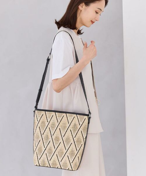 Reflect / リフレクト ショルダーバッグ | 菱形デザインワンショルダーバッグ（グレージュ(550)）