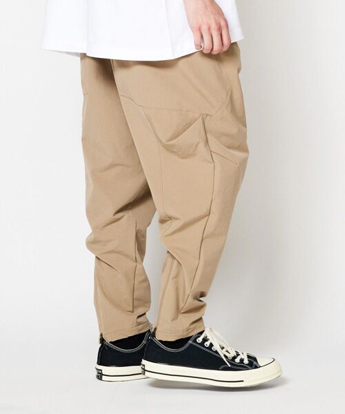 rehacer / レアセル その他パンツ | Over Tech Tapered Pants（Beige）