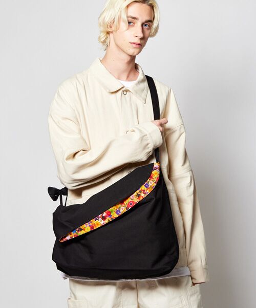 rehacer / レアセル ショルダーバッグ | Flower Zuda Bag（Black）