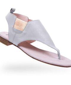 Dina Sandal