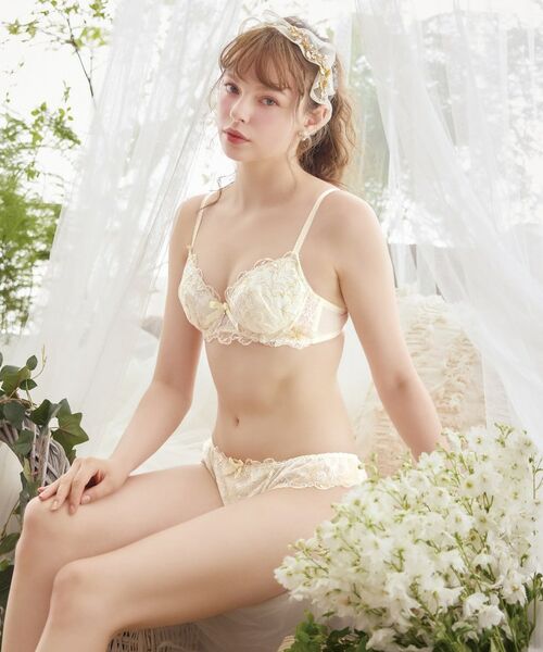 Risa Magli / リサマリ ブラ | イリーナ ブラジャー(B-D)<サイドシェイプ> | 詳細29