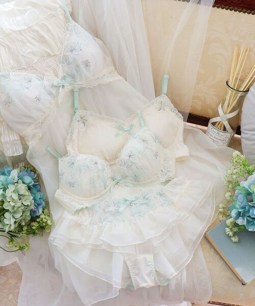 Risa Magli / リサマリ その他インナー・ルームウェア | ナーラ カップ付スリップ | 詳細19