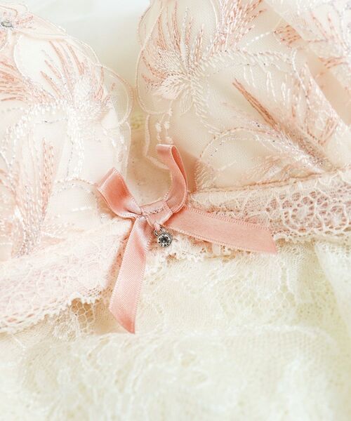 Risa Magli / リサマリ ブラ | ナーラ ブラジャー(E-F)<リサマリ ミラクル谷間ブラ> | 詳細10