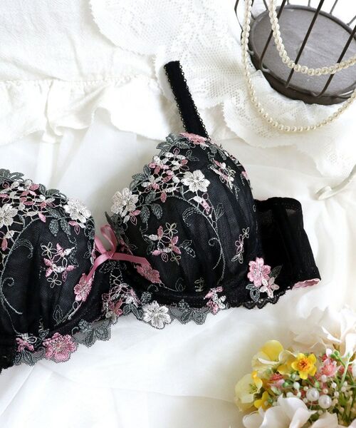 Risa Magli / リサマリ ブラ | ナヨン ブラジャー（E-F）＜サイドシェイプ＞ | 詳細6