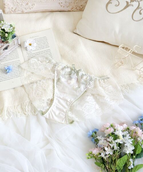 Risa Magli/T} \A [XV[c AC{[(004) 02(M)