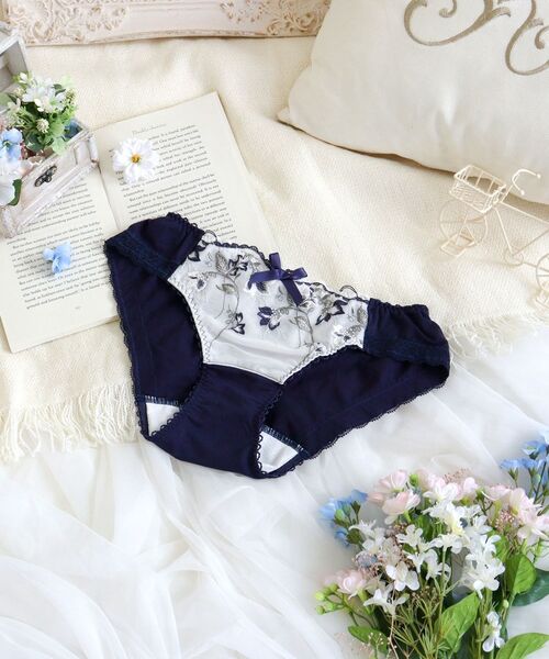Risa Magli/リサマリ ソア サニタリーショーツ ネイビー(094) 03(L) Risa Magli/リサマリ ソア サニタリーショーツ ネイビー(094) 03(L)