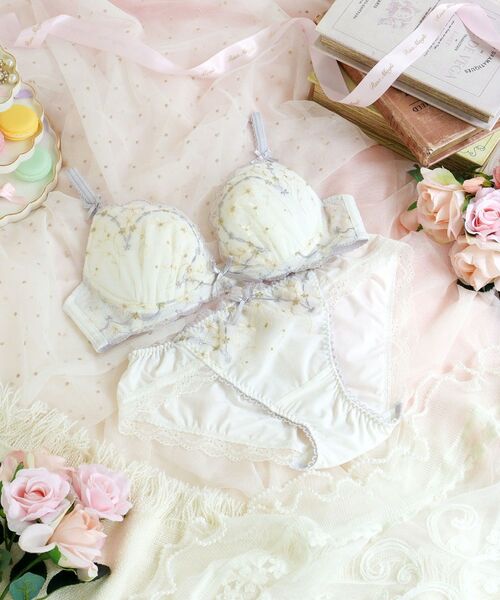 Risa Magli / リサマリ ブラ | コニー ブラジャー　（E-F）　＜リサマリ ミラクル谷間ブラ＞ | 詳細25