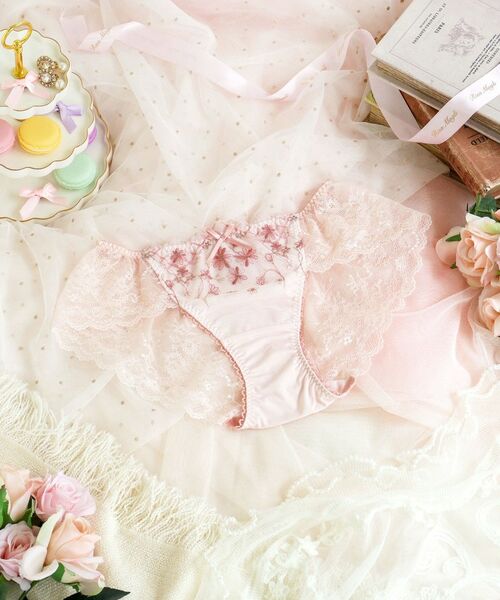 Risa Magli/T} Rj[ [XV[c sN(071) 02(M)