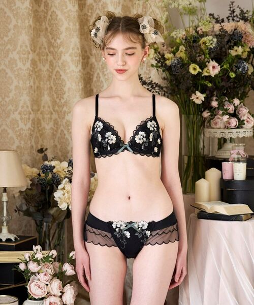 Risa Magli / リサマリ ブラ | プティット ブラジャー （D-F） ＜リサマリ ミラクル谷間ブラ＞ | 詳細10