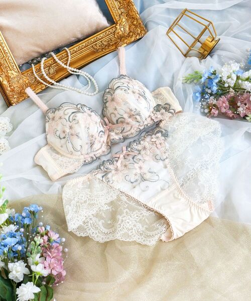 Risa Magli / リサマリ ブラ | アイシャ ブラジャー （D-F） ＜サイドシェイプ＞ | 詳細25