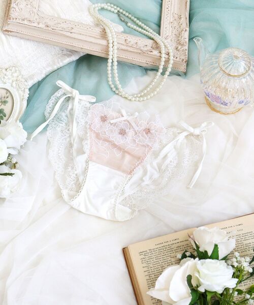 Risa Magli/リサマリ スティーナ リボンショーツ ホワイト(001) 02(M)