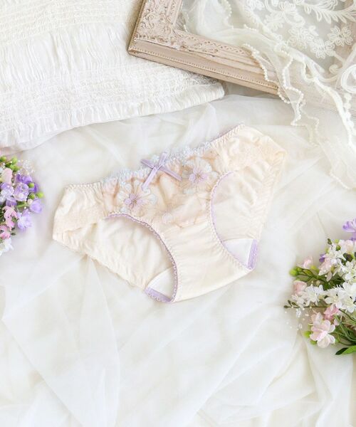 Risa Magli/リサマリ ヘイリー サニタリー クリーム(054) 03(L)