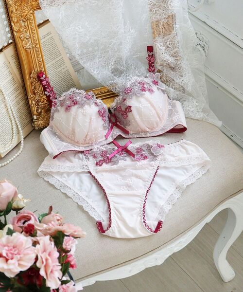 Risa Magli / リサマリ ブラ | ジニー ブラジャー （B-C） ＜スウィートリッチ＞ | 詳細25