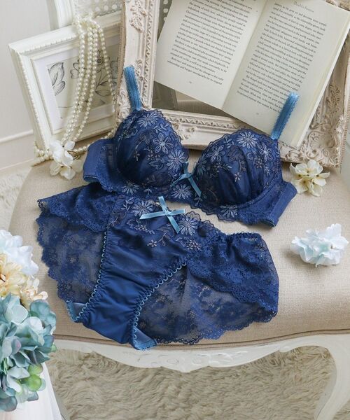 Risa Magli / リサマリ ブラ | リゼット ブラジャー (D-F) ＜Sweet Rich（スウィートリッチ）＞ | 詳細26