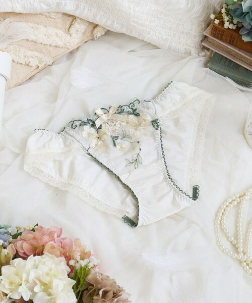 Risa Magli / リサマリ ショーツ | エリアン ノーマルショーツ（アイボリー(004)）