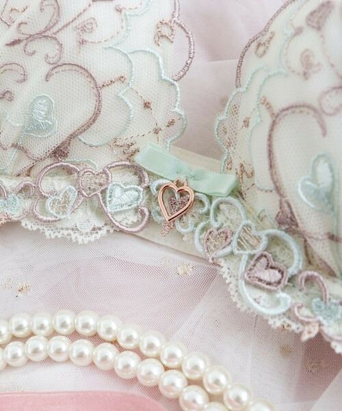 Risa Magli / リサマリ ブラ | ヘルティー ブラジャー (B-C) ＜リサマリミラクル谷間ブラ＞ | 詳細9